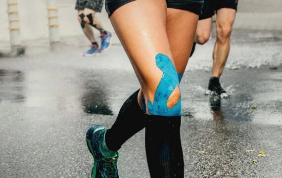 How to Use Kinesiology Tape on the Knee